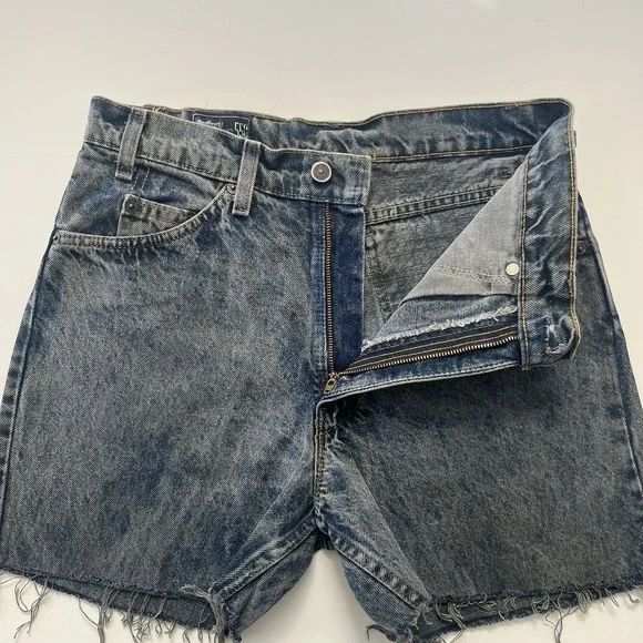 Vintage Levis Silvertab Shorts Womens 31 Blue Denim 90s Fit Booty Jorts Cowgirl - Picture 5 of 7